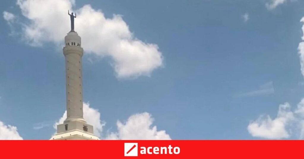 La ausencia de registros sobre la literatura de Santiago deja al descubierto una deuda con la memoria cultural