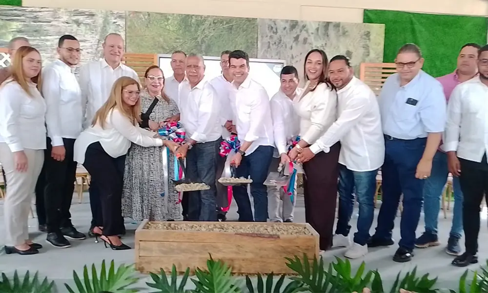 Arrancan en Sajoma las obras del nuevo acueducto mientras el Gobierno insiste en soluciones para el agua en la Sierra