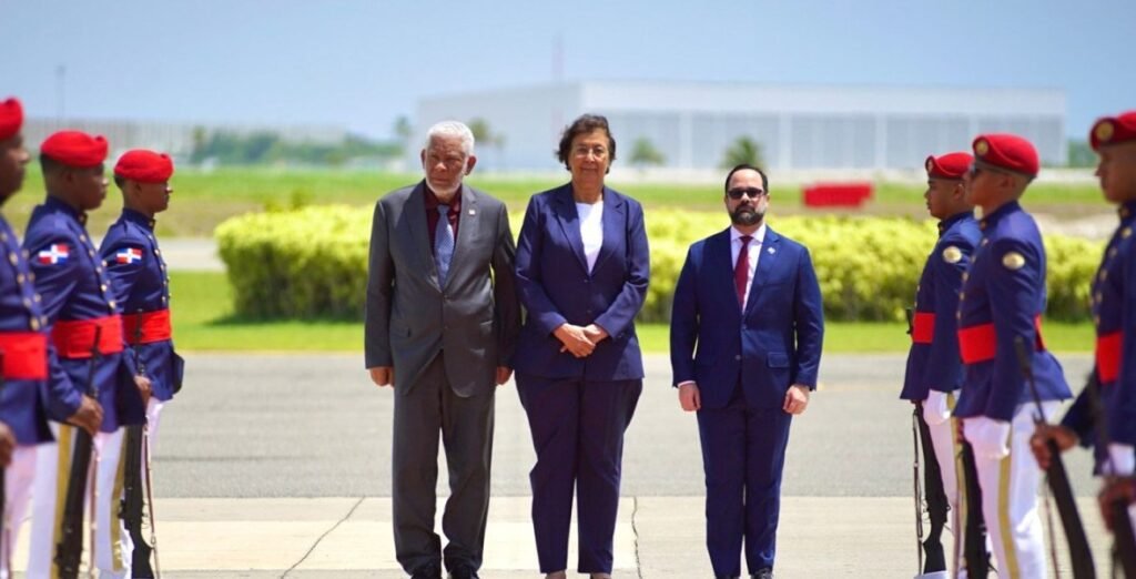 Abinader recibirá a presidenta de Surinam en una visita oficial con agenda de honores y reuniones