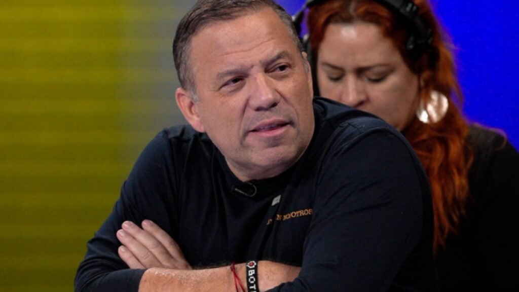 Denuncia contra candidato colombiano expone choque entre su discurso de fuerza y una investigación por violencia intrafamiliar