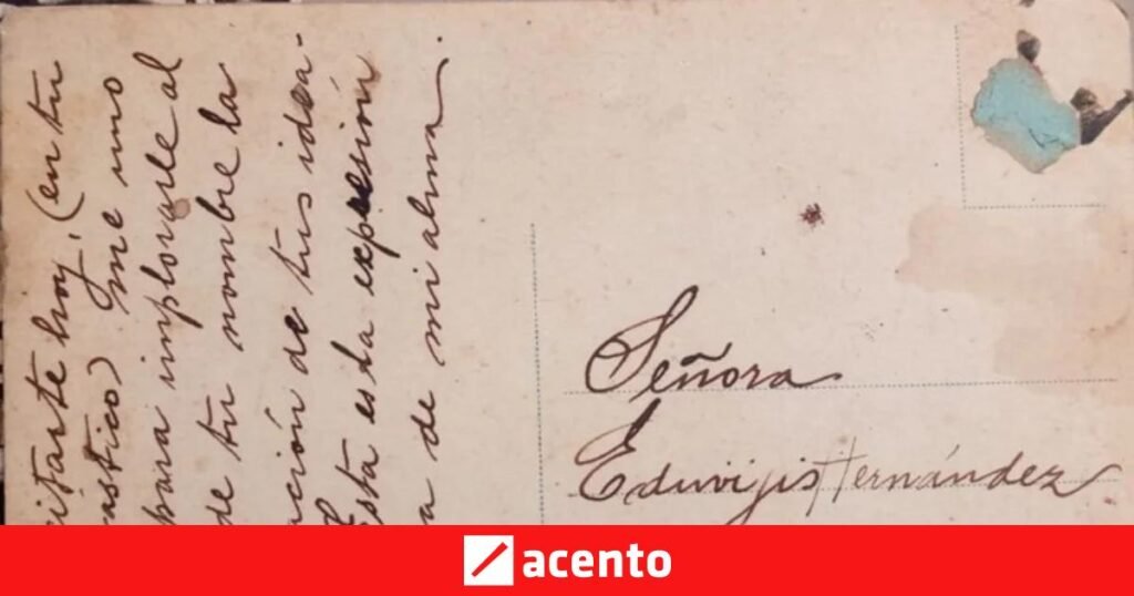 Ocho postales entre 1914 y 1930 reflejan a una élite alfabetizada en un país de exclusión