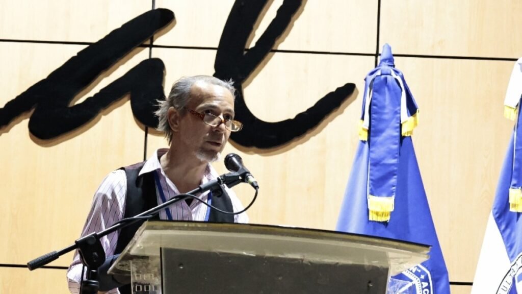 Crecimiento urbano y crisis climática marcan el debate en congreso de arquitectura