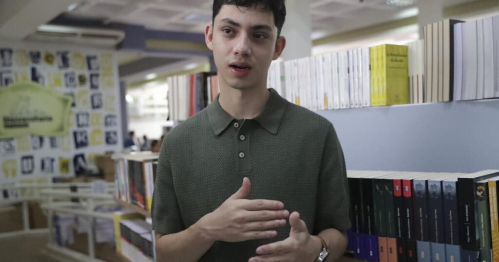 La desconfianza de los jóvenes marca el desgaste político en Honduras