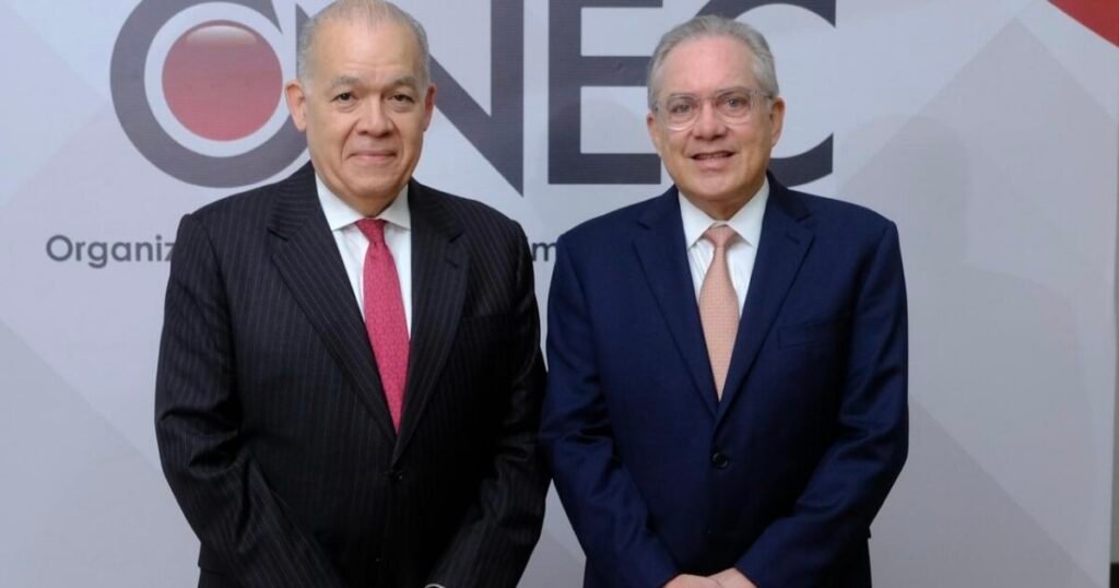 DGII y ONEC reactivan la agenda de formalización comercial con viejos retos sobre la mesa