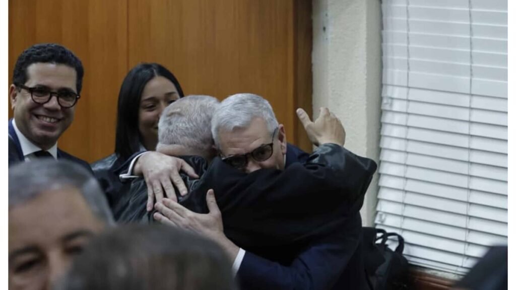 Caso de exministros sigue a juicio para 35 imputados y deja fuera a cinco por falta de pruebas