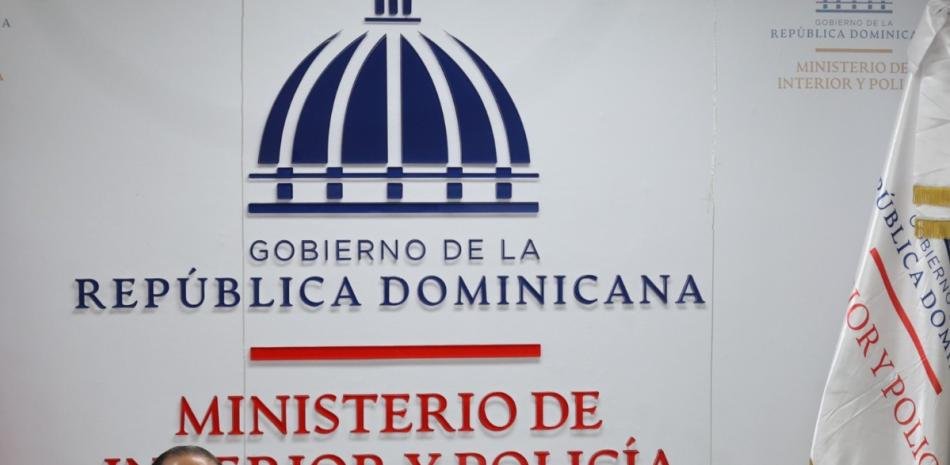 Faride inicia diálogo con motoconchistas tras una semana de violencia en el Gran Santo Domingo