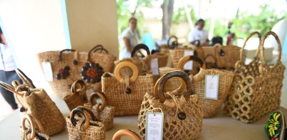 Feria de reciclaje pone sobre la mesa rezago en manejo de residuos y pide política estatal