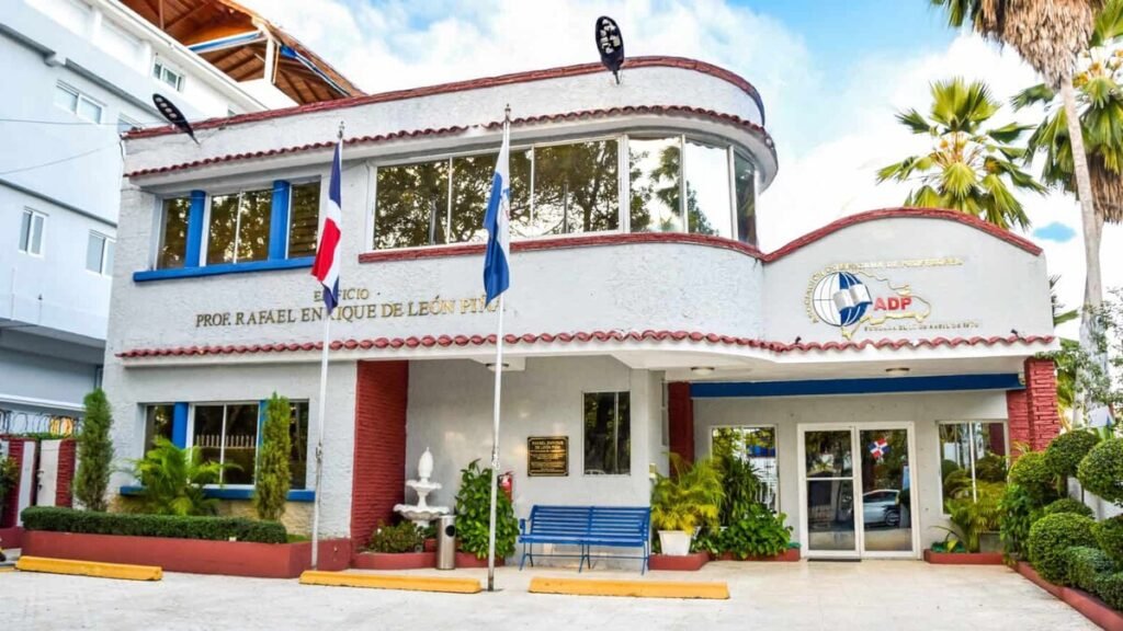 ADP responde a Arbaje y cuestiona la gestión del modelo educativo y del 4 %