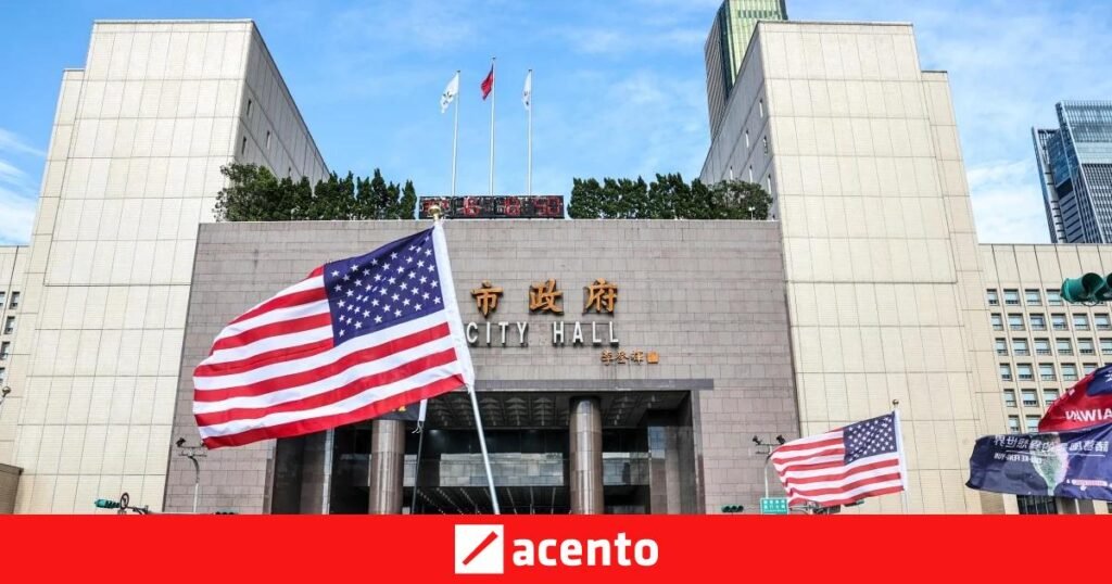 Taiwán enfrenta una nueva escalada mientras Washington pausa una venta de armas aprobada por el Congreso
