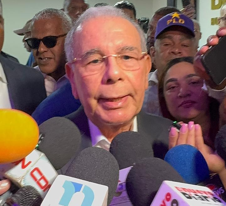 Danilo critica la suspensión anticipada de encuestas y atribuye la medida a temor oficial