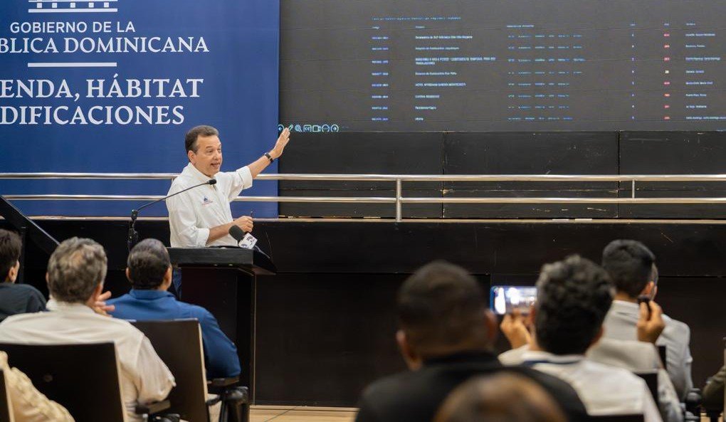 MIVHED reporta más licencias y más inversión privada, mientras crece la demanda de control y transparencia
