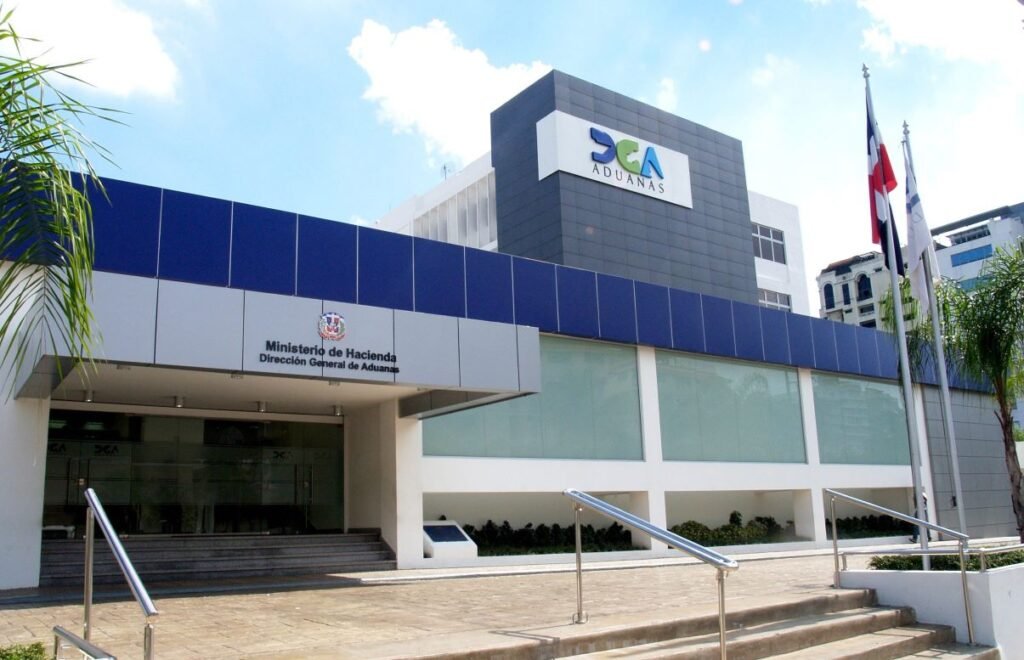 Aduanas recauda RD$84,372 millones en el primer cuatrimestre, pero no alcanza la meta
