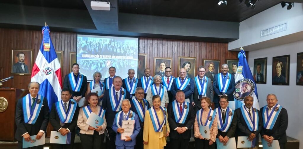 Instituto Duartiano denuncia fallas en el uso del Escudo Nacional en oficinas estatales