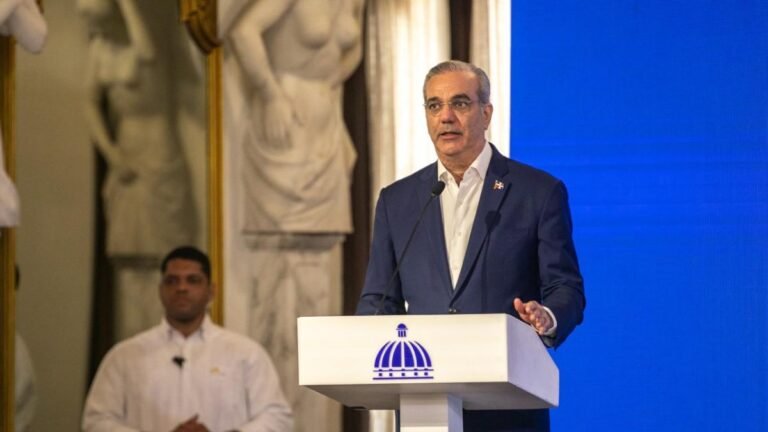 Abinader impulsa en el Senado una reforma al Código Civil para unificar la vigencia de las leyes en el Gran Santo Domingo
