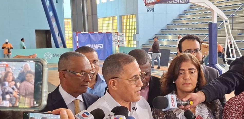 Los Alcarrizos recibe intervención de Infraestructura Escolar tras denuncias por planteles críticos