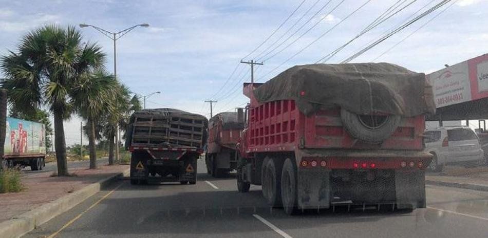 AIRD pide revisar de forma integral la restricción diurna a camiones en el Gran Santo Domingo