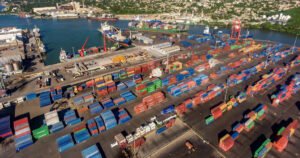 Las exportaciones de Latinoamérica y el Caribe aceleran su avance y vuelven a poner el foco en el costo de vida
