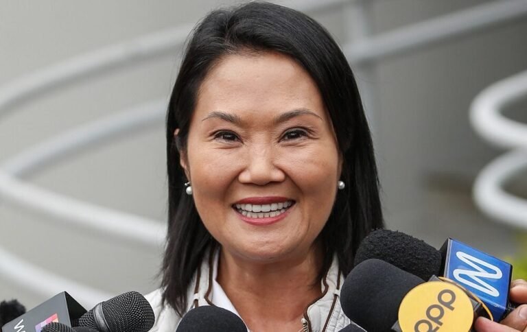 Fujimori reclama acatar la segunda vuelta en plena disputa por las actas