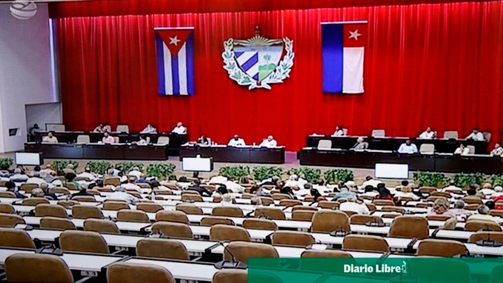 Cuba pone bajo revisión 176 reformas económicas en plena crisis