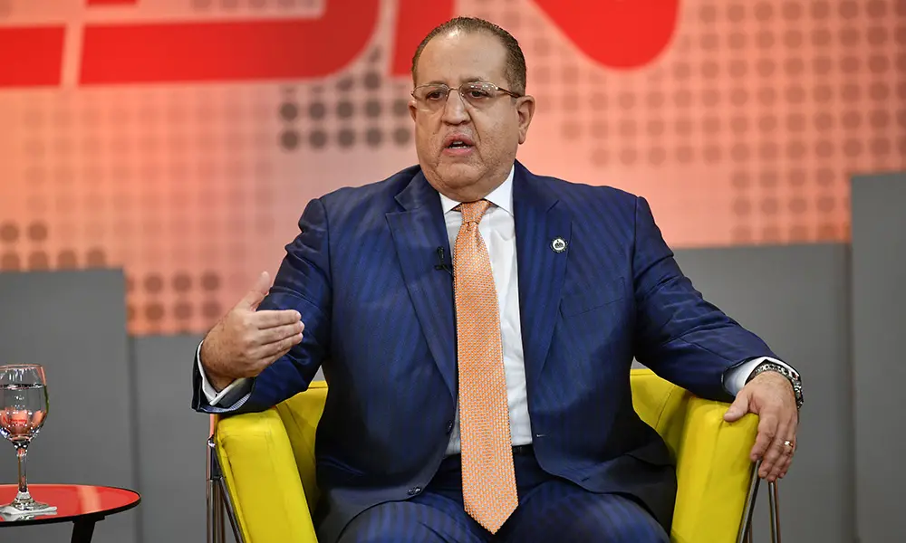 Magín admite que la ley anticrisis no resuelve el fondo fiscal