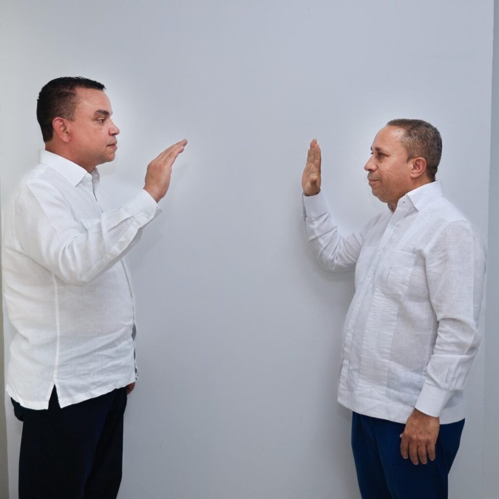 Alfonzo Herasme asume la dirección de Salud Enriquillo con promesa de reforzar servicios