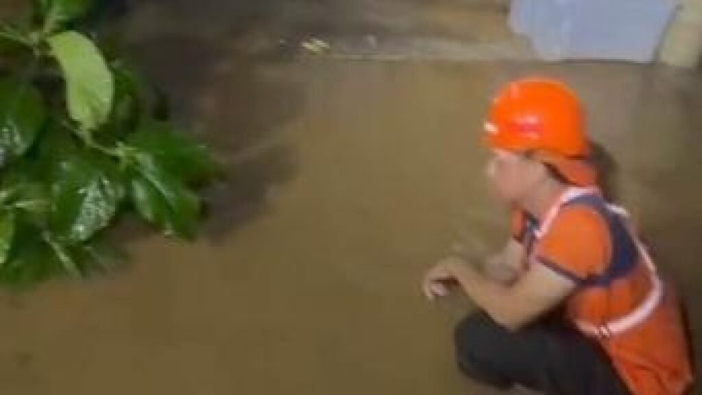 Aguaceros en Santiago Oeste dejan dos fallecidos y reavivan impacto de inundaciones urbanas