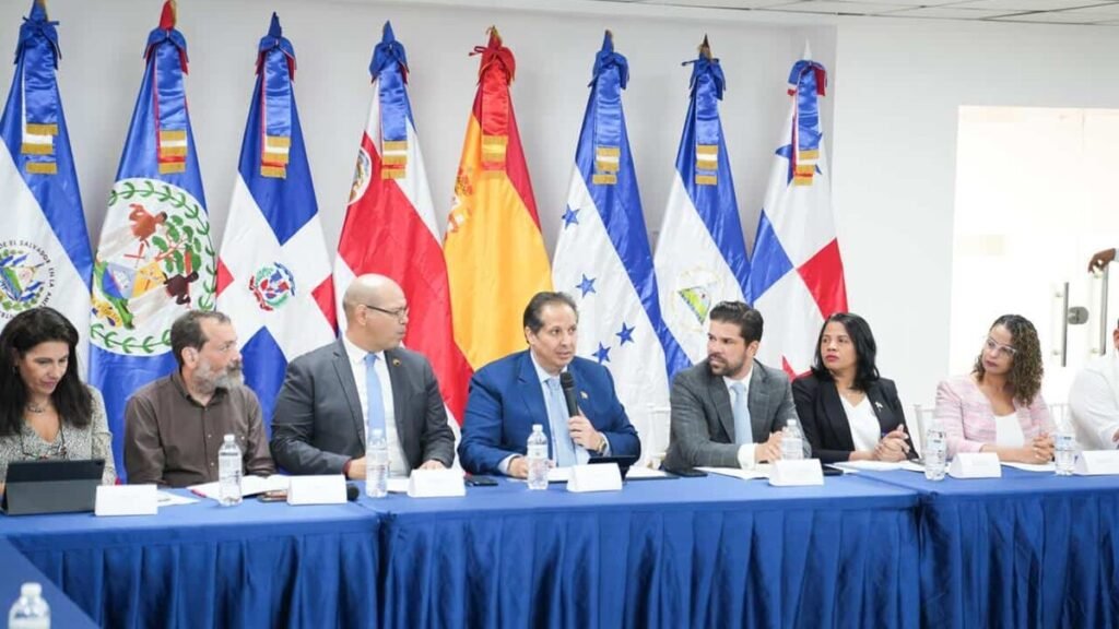 SICA avanza en una evaluación conjunta de medicamentos en República Dominicana en medio de dudas sobre los biosimilares