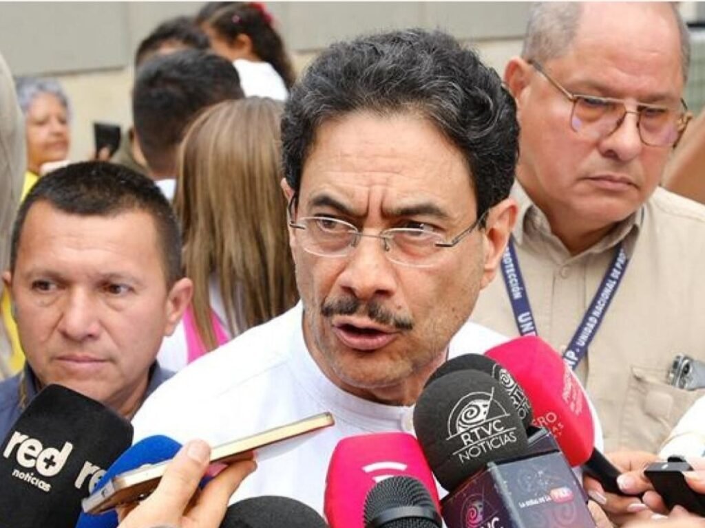 Cepeda recrudece la campaña a nueve días del balotaje con ataques a De la Espriella