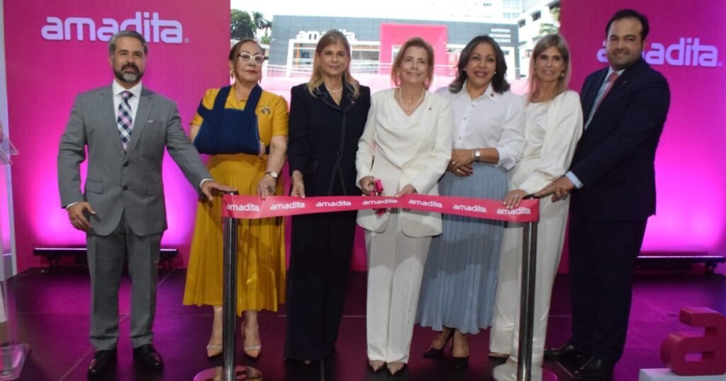 Amadita inaugura en Santiago su mayor centro clínico y reaviva la presión sobre la respuesta sanitaria en el Norte