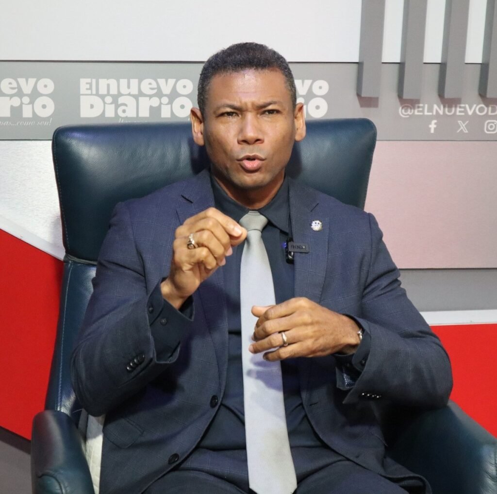 José Báez dice que FP gana terreno en Santiago en medio del malestar por el monorriel