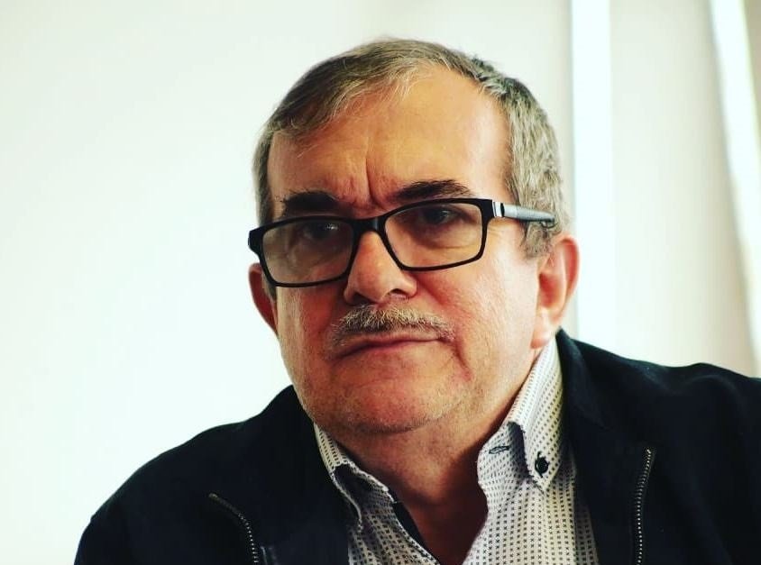 Timochenko respalda a Cepeda y lanza duros reparos a la gestión de Petro