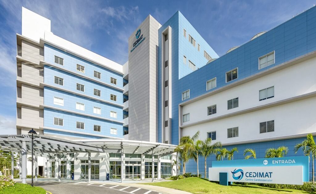 CEDIMAT logra en RD el primer implante de válvula aórtica Allegra con técnica Valve-in-Valve
