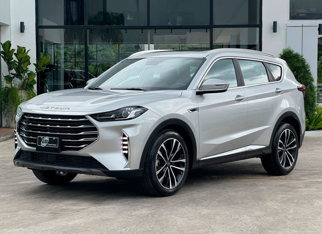 Aumenta presencia de autos chinos en RD y la expansión del mercado exige más vigilancia oficial