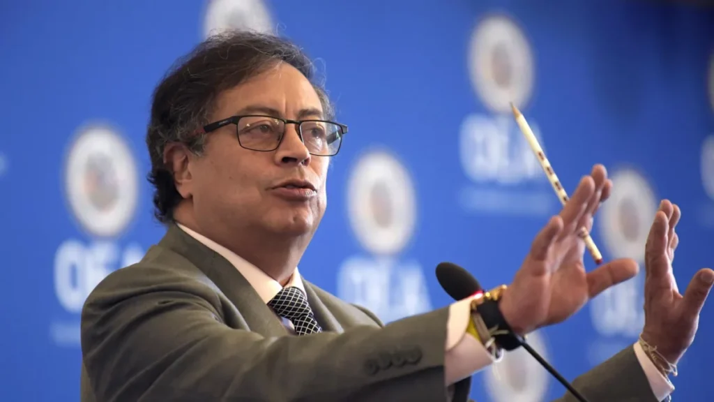 Petro cuestiona el preconteo y suma tensión al proceso electoral en Colombia