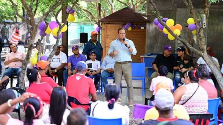 Abel Martínez endurece su discurso en Azua y presenta 2028 como una prueba sobre soberanía y gestión