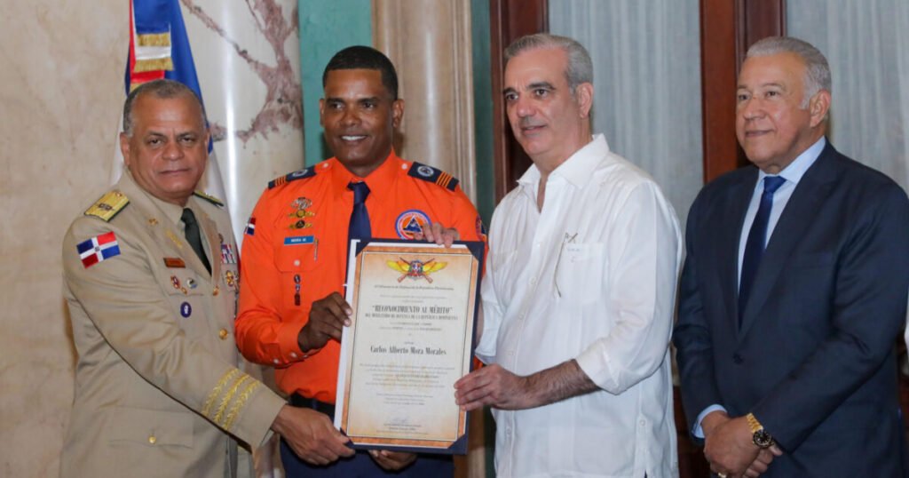 Dominicana recibe la Orden Héroe de Venezuela y el acto vuelve a poner bajo examen las prioridades del Gobierno
