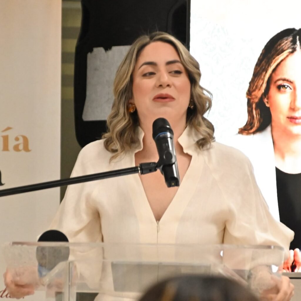 Foro de Mujeres Periodistas contrapone discurso oficial y desigualdades que persisten en la comunicación