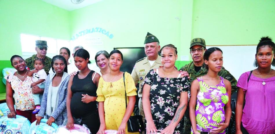 Operativo del Ministerio de Defensa atiende a 2,500 personas en Hato Mayor y expone la dependencia de jornadas puntuales