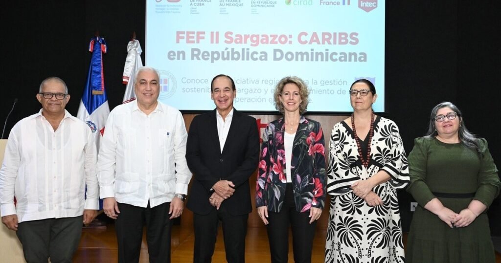 Francia financia un plan regional contra el sargazo en el Caribe y Dominicana asume la coordinación local