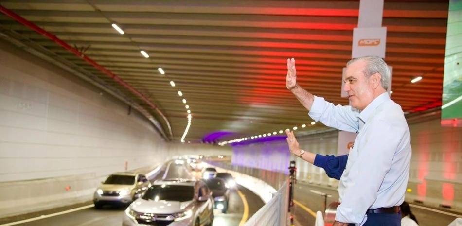 Abinader inaugura túnel de Plaza de la Bandera y ata su promesa de “futuro” a una obra de RD$3,300 millones