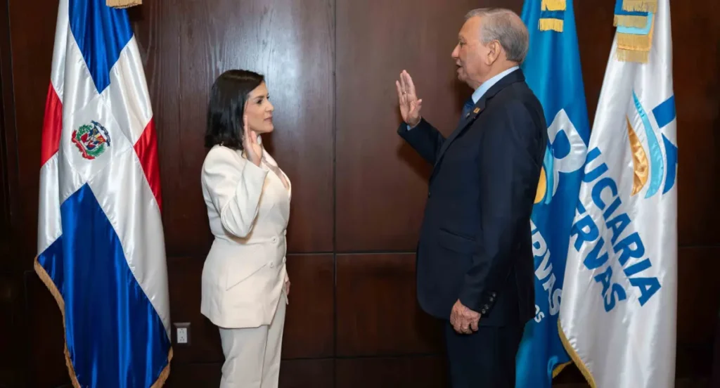 Biviana Riveiro pasa a Fiduciaria Reservas y crece el escrutinio sobre una pieza sensible del Estado