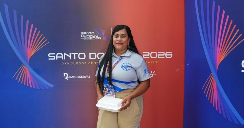 DASAC reparte más de 8 mil raciones diarias en Santo Domingo 2026 y crece la discusión sobre la previsión oficial