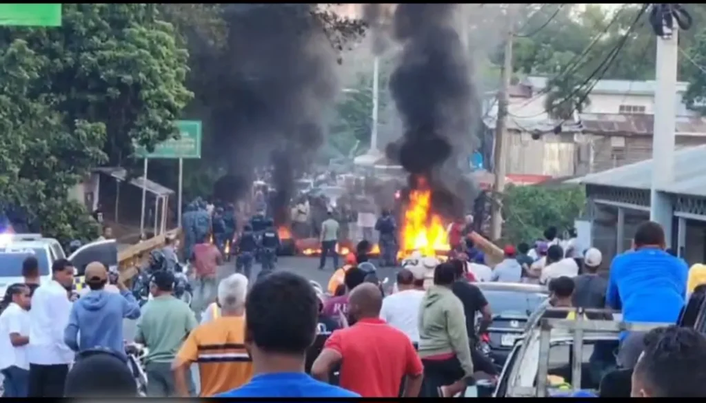 Protesta en Santiago por Carolay Taveras vuelve a señalar la falta de captura del presunto responsable