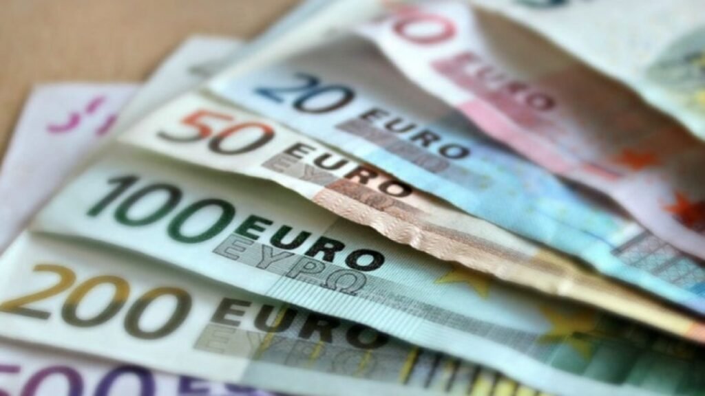 La inflación de la eurozona repunta al 2,9 % y el euro pierde terreno por la presión energética