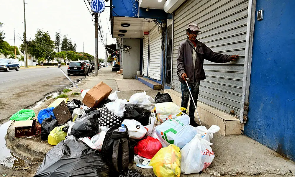 Basura desborda sectores de Santiago y Alcaldía admite fallas de recolectora bajo amenaza de rescindir contrato