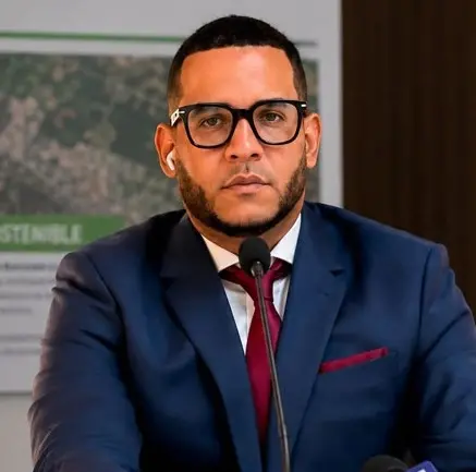 Comunidad dominicana en Nueva York agradece a Abinader y Paliza, pero reclama que Verón-Punta Cana se ordene con ley y sin exclusiones