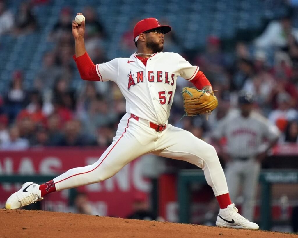 Ureña impulsa a los Angelinos en una campaña gris y deja al descubierto el contraste del equipo