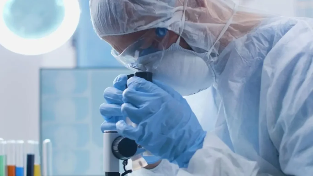 Nuevo avance contra el cáncer renal expone la brecha entre la terapia estándar y lo que aún espera el paciente