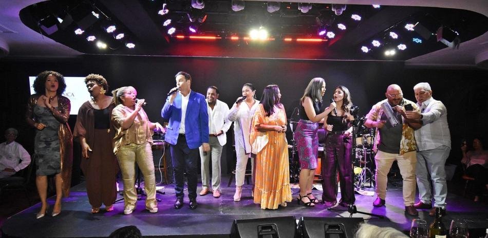 ‘Íntimo’ se prolonga en el Teatro Nacional y llevará su recorrido a Santiago