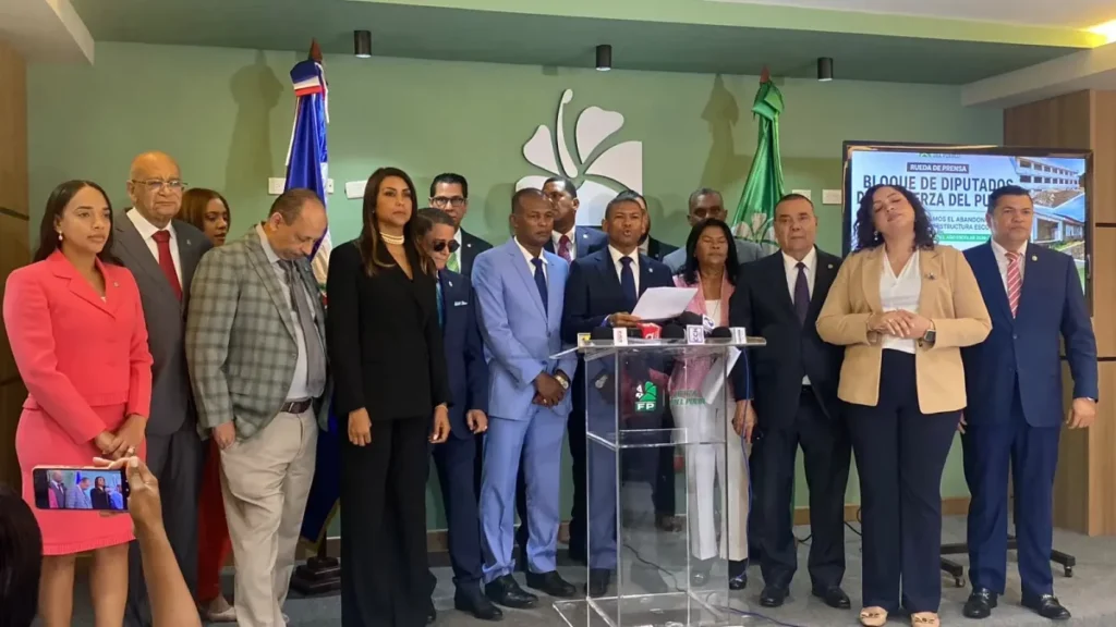 FP reclama interpelar a Luis Miguel de Camps por traslado de RD$2,000 millones desde Educación